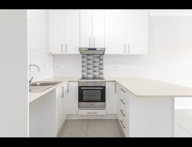 2 BEDROOM APARTMENT FOR SALE IN FLAMINGO VLEI